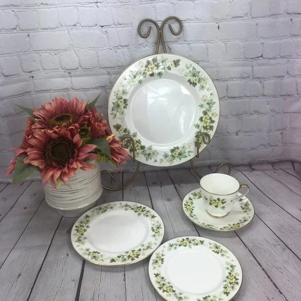 vintage Rosecrest by Mikasa 5pc table setting
